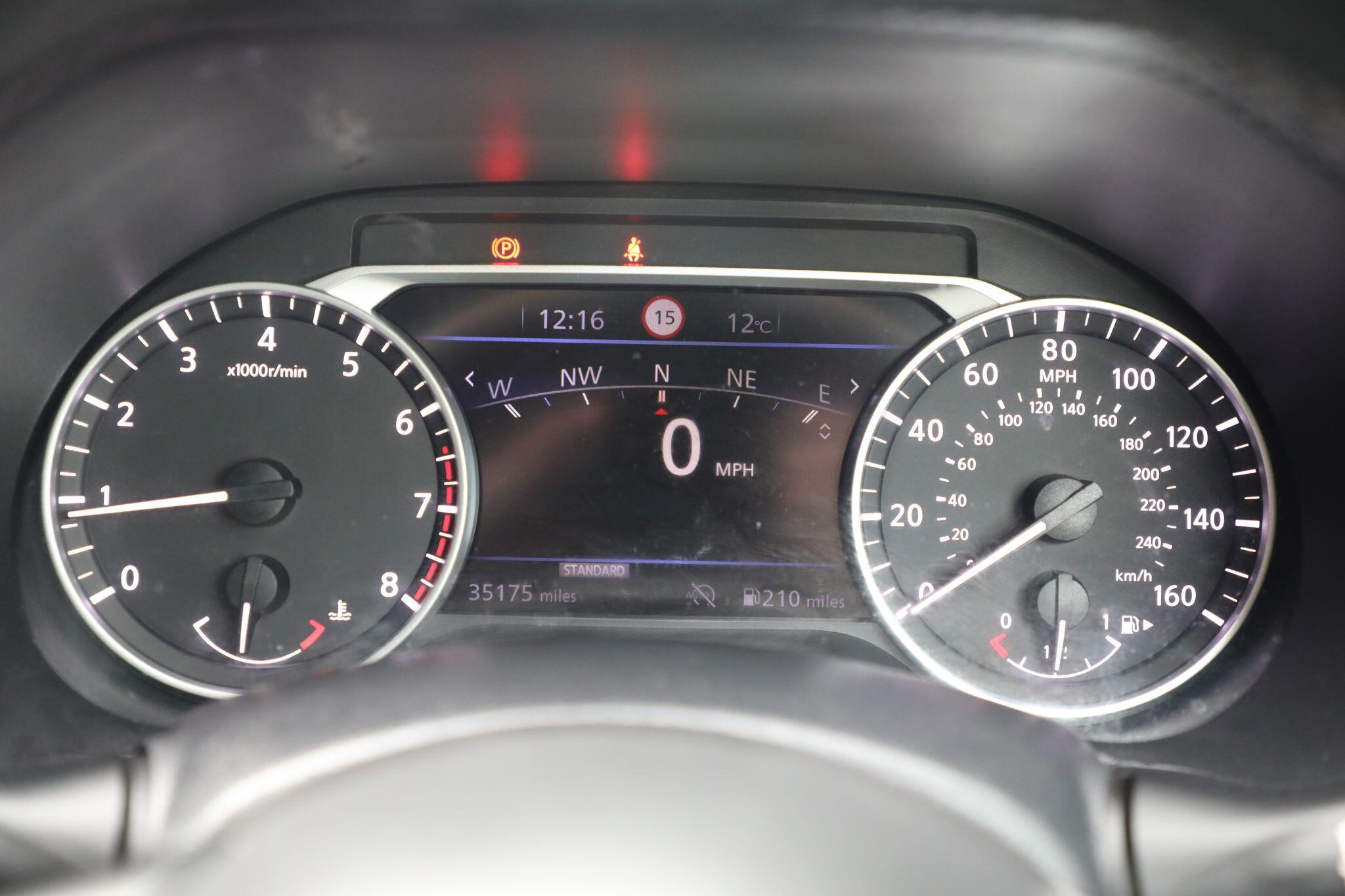 Large vehicle image